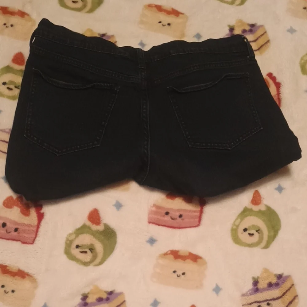 Old Navy Dark Wash Denim Jeans - Picture 6 of 8